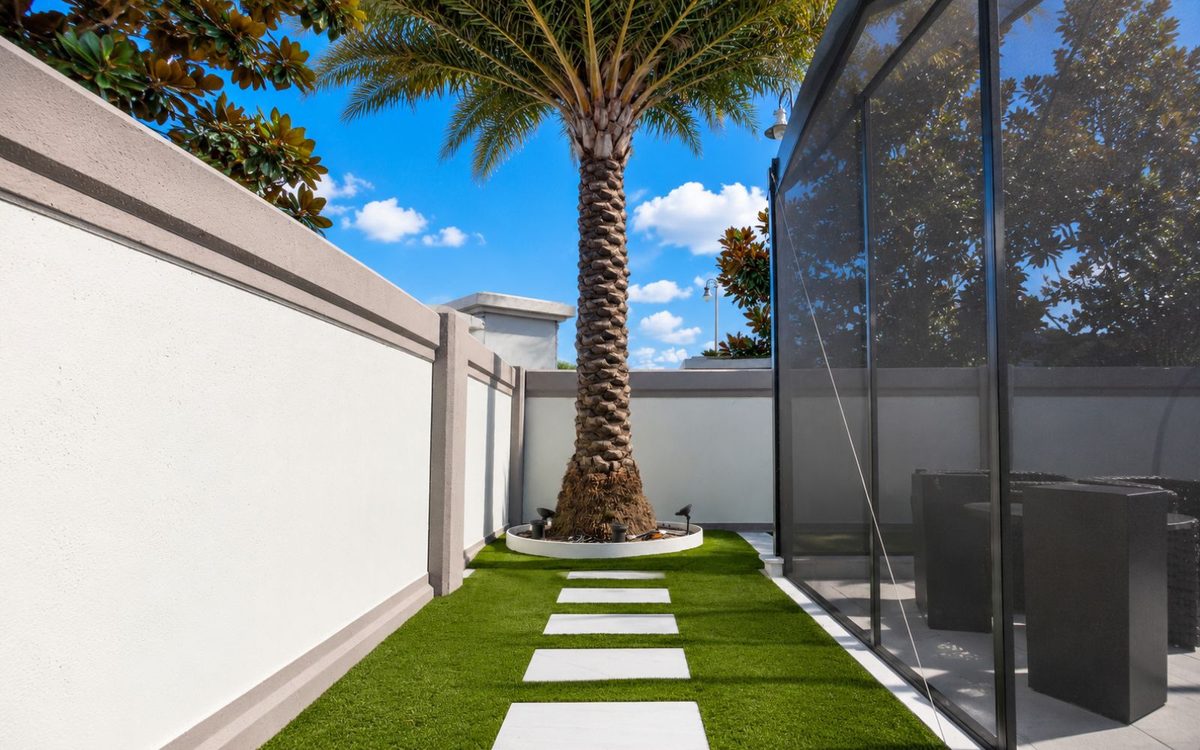 Pool House Artificial Grass — Rhino Grass artificial turf project